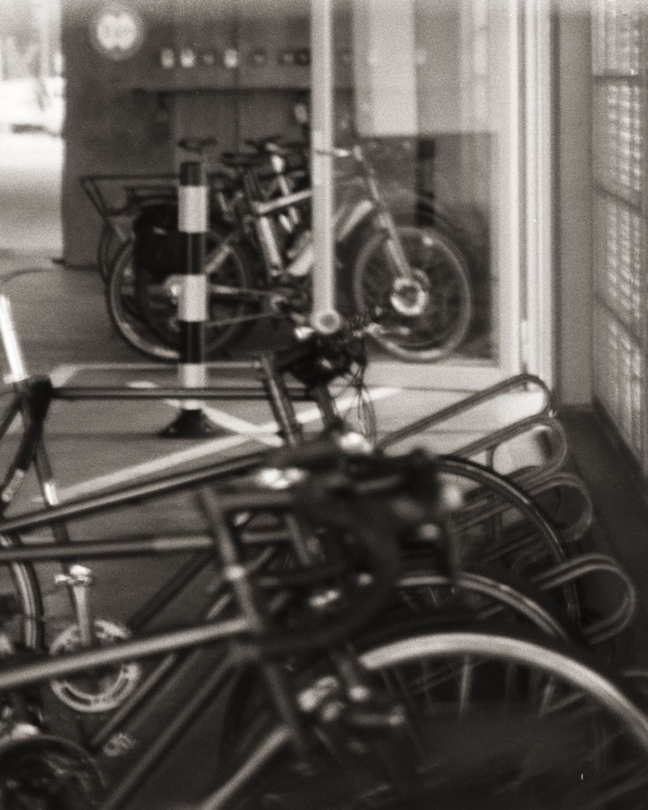 Analoges Schwarz-Weiss-Foto auf Ilford HP5 – Aufnahme 5